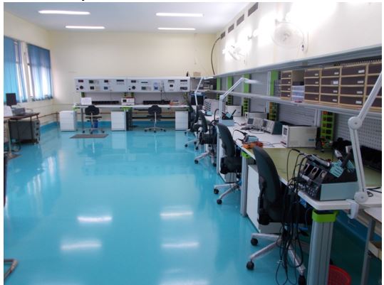 Developed HV laboratory with 130kV insulation test facility