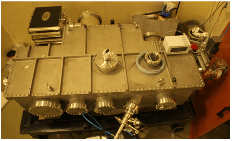 PEEM_experimental_station_at_the_PEEM_Beamline